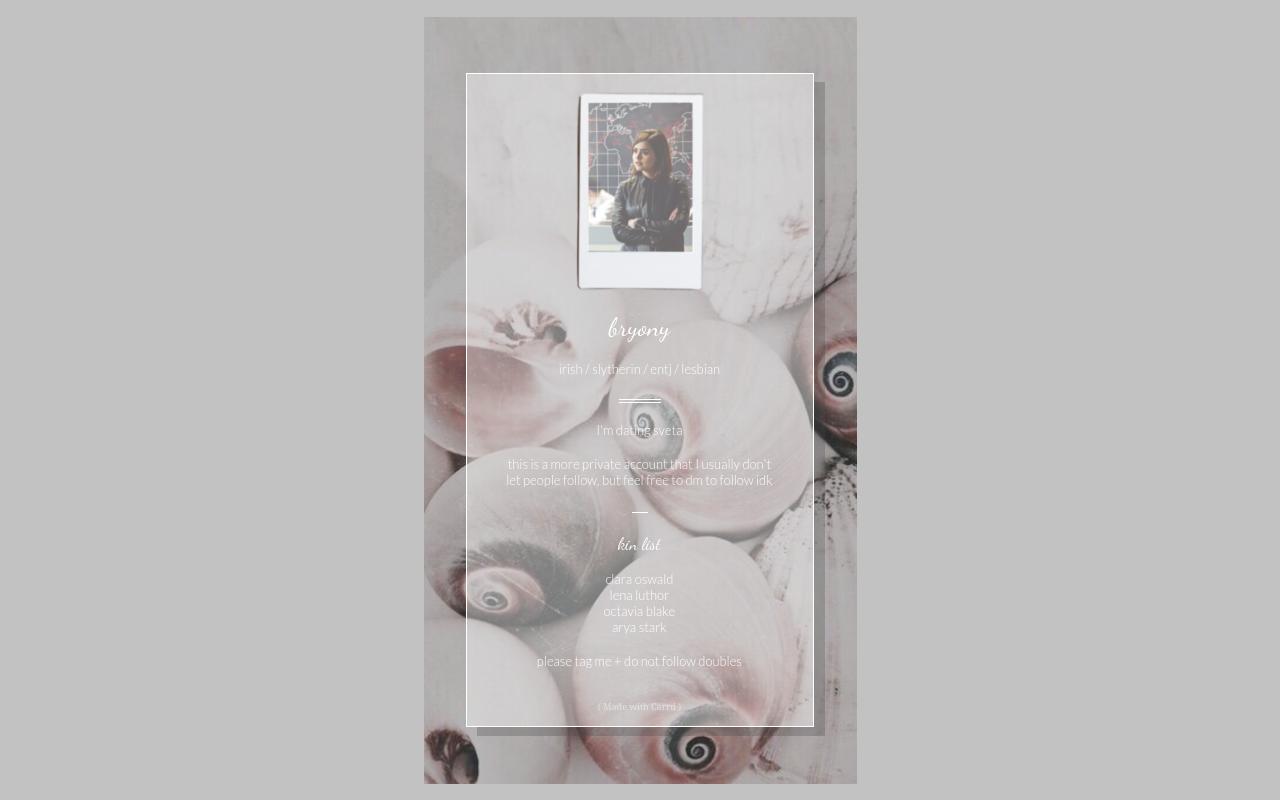 Carrd profile picture for @mirror